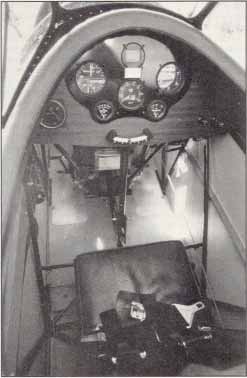 Hatz Cockpit